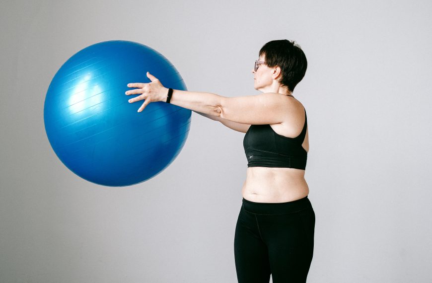 Weight Loss After 40: Why Diets Fail & What Actually Works
